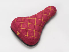 Diamond Stitch Wheelie Sele – Bordo / Altın